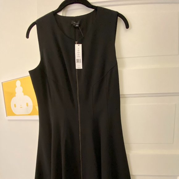 Theory Zip Dress in Black - Picture 2 of 5
